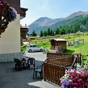 Appartamento Epi Cusini Vicinissimo Alle Piste Da Sci Ed Al Campo Da Golf